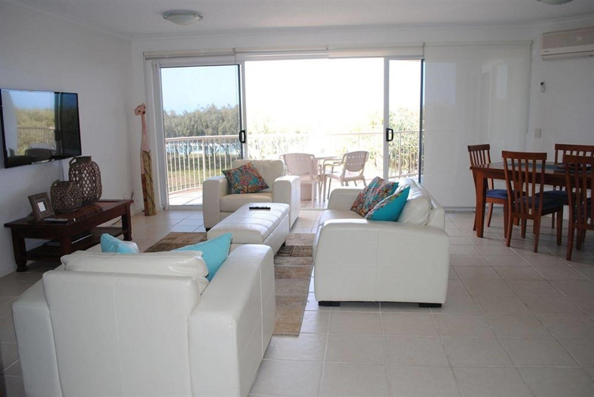 Surfside On The Beach Buddina Luaran gambar
